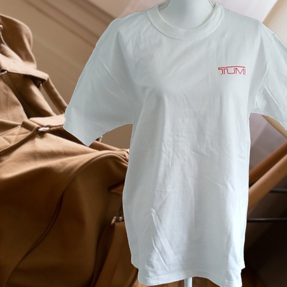 FRUIT OF THE LOOM T SHIRT